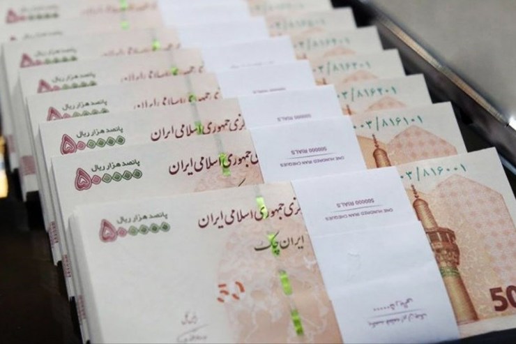 رئیس هیات تحقیق و تفحص از حقوق‌های نجومی، تاکید کرد: هدف اصلی ما رفع خلاء‌های قانونی و بستن روزنه‌های فساد برای جلوگیری از تکرار پرداخت‌های نجومی بوده و به زودی دبیرخانه‌ای جهت دریافت گزارشات مردمی راه‌اندازی خواهد شد.