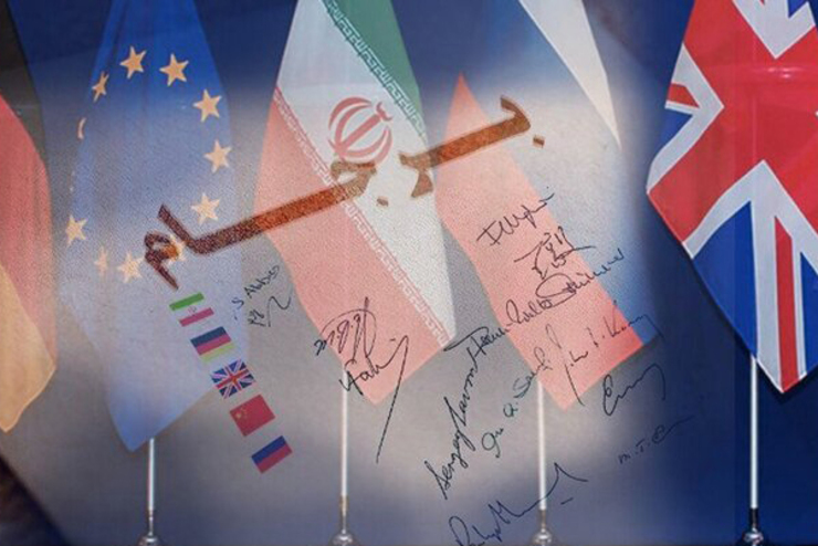 در شرایطی که دولت بایدن، در سیاست اعلامی خود، از اشتیاق به بازگشت به مذاکرات هسته‌ای در راستای بازگشت به برجام خبر می‌دهد، در سیاست اعمالی اش، همان سیاست نادرست فشار حداکثری دونالد ترامپ را با تمدید و تشدید تحریم‌ها ادامه می‌دهد. کارشناسان کشورمان معتقدند که تغییر باید در رفتار طرف‌ها صورت گیرد، نه در متن برجام.