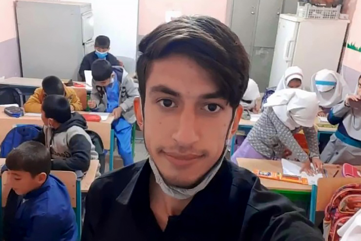 سرپرست وزارت آموزش و پرورش در پیامی آسمانی شدن محمد روانان دانشجو معلم فداکار کلاتی را تسلیت گفت.
