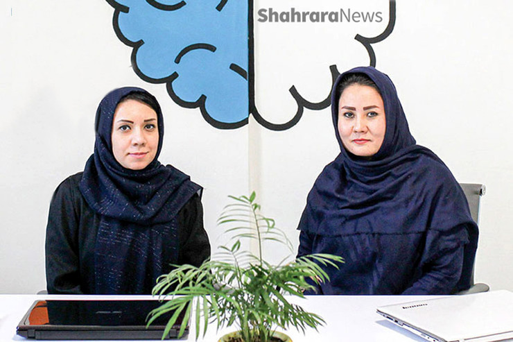 گفتگو با دو کارآفرین مشهدی که با بهره گیری از فناوری واقعیت افزوده برنامه آموزش نماز به کودکان طراحی کرده‌اند