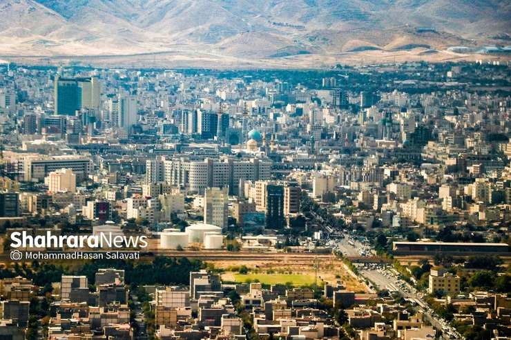 در این نوشتار، ضمن بهره‌گیری از نظرات برخی چهره‌های باتجربه استان، درخصوص اهمیت بازنمایی هویت شهرمشهد، مروری داریم بر چالش‌های مرتبط با بازنمایی مشهد در آثار نمایشی. در ادامه قسمت اول این گزارش پیش روی شماست.