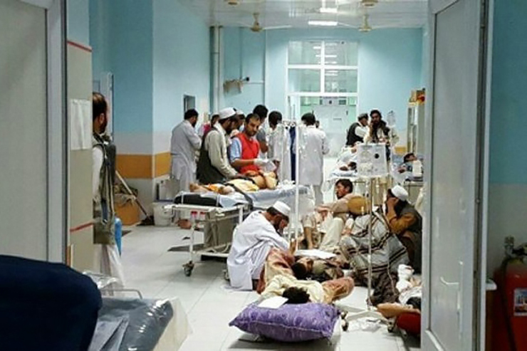 مسئولان بیمارستان کودکان کابل به علت نبود موادسوختی مجبور به قطع درختان این مرکز درمانی برای گرم کردن اتاق بیماران و پختن غذا استفاده شده است.