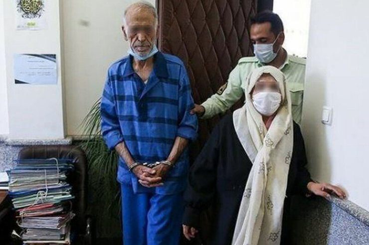 اکبر خرمدین که به اتهام قتل و مثله کردن اجساد پسر، دختر و دامادش در زندان رجایی شهر بود و در چند روز اخیر به‌دلیل بیماری سرطان بار‌ها از زندان به بیمارستان انتقال یافته و تحت درمان قرار گرفته بود، دیروز به‌دلیل ایست قلبی در زندان رجایی شهر جانش را از دست‌داد.