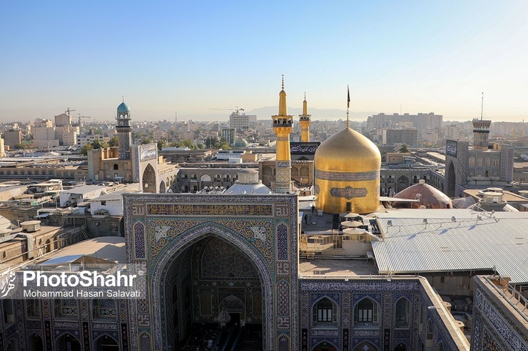 مسلمانان افغانستان ارادت زیادی به امام هشتم دارند، در افغانستان به هرکسی که به زیارت آقا امام رضا(ع) برود، زوار می‌گویند، و آن فرد تا آخر عمر با همان لقب خوانده می‌شود.