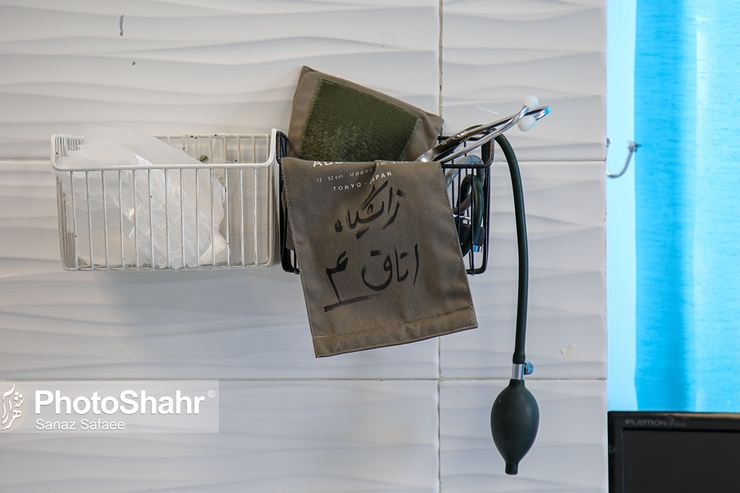 یک مشاور اهدای رحم اجاره‌ای می‌گوید: مترجمین زبان عربی در مراکز باروری فعال شده اند و کارشان این است که زوج‌های عرب را می‌پذیرند. این مشاورین برای مرتبط کردن زنان با خانواده‌های عرب بالا ده میلیون تومان دریافت می‌کنند.