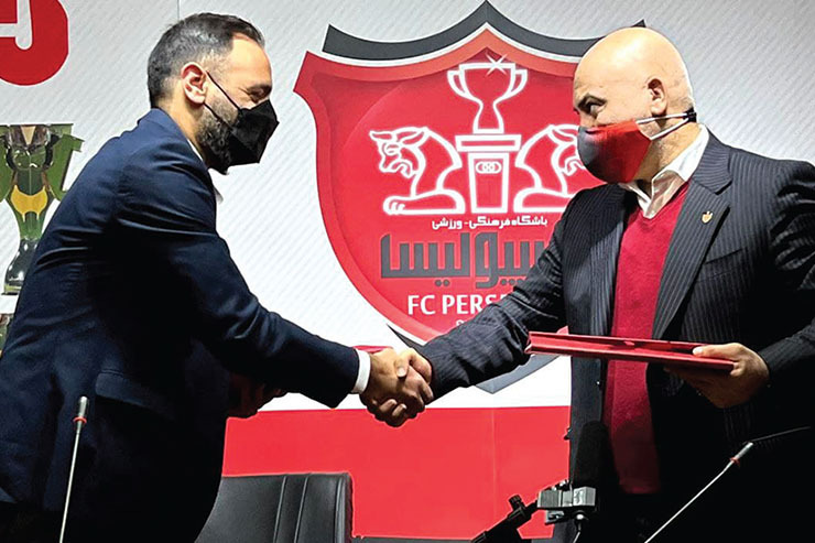 صدری حق پخش پرسپولیس را ۳۰۰‌میلیارد فروخت، آن هم در شرایطی که اصلا حق پخش با توجه به برخورد صداوسیما با این مقوله همواره روی هواست!
