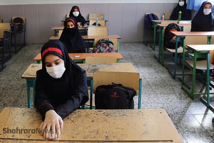 با گذشت نزدیک به ۲۰ روز از بازگشایی مدارس در همه مقاطع تحصیلی و بیش از یک ماه از آغاز بازگشایی حضوری برخی مقاطع، اظهارات ضدونقیض درباره آمار ابتلا به کرونای دانش آموزان نگرانی‌های زیادی برای اولیای دانش آموزان درباره درستی و نادرستی این آمار ایجاد کرده است.