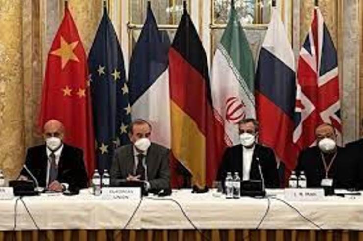 رییس هیات مذاکره کننده ایران گفت: طرفین اراده جدی برای استمرار مذاکرات دارند و این نشان می دهد که می خواهند مواضع به هم نزدیک شود.