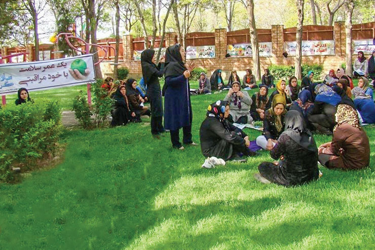 احساس تعلق داشتن همان ابزار مهمی است که یک انسان برای بیدار شدن روزانه و با انگیزه زیستن به آن نیاز دارد. اکنون اینکه هر زن تا چه اندازه به جامعه زنان احساس تعلق خاطر دارد به برنامه‌ریزان و سیاست‌گذاران حوزه زنان و حتی سیاست‌گذاران عمومی مرتبط است.