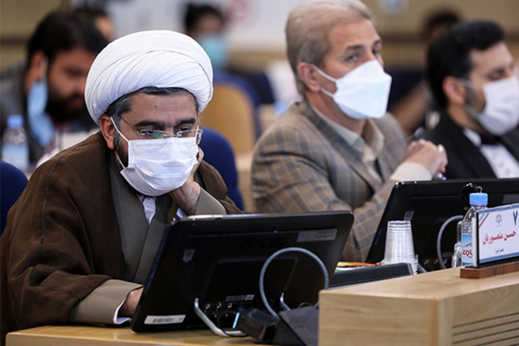 رییس کمیسیون فرهنگی و اجتماعی شورای اسلامی شهر مشهد مقدس گفت: جشنواره استقبال از بهار امسال رویکرد بسیار زیبا و در خورشان مشهد الرضا علیه السلام خواهد بود؛ رویکرد ما مباحث معنوی است و المان ها و مجموعه ها باید فاخر و متناسب با روح معنویت شهر باشد.