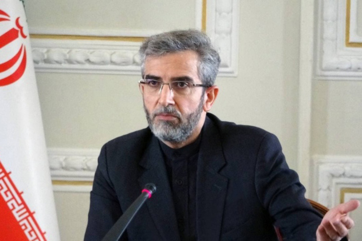 رییس هیات مذاکره کننده ایران در وین در توییتی نوشت: گفتگوهای فشرده، هم در سطح کارشناسی و هم مذاکره‌کنندگان ارشد ادامه دارد.