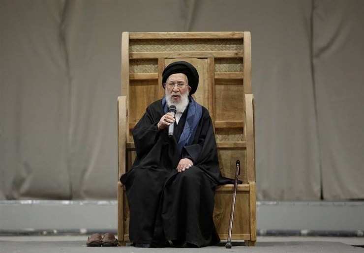 آیت الله سید جعفر سیدان، استاد حوزه علمیه مشهد مقدس گفت: آنچه که زمینه رسیدن یک فرد به پاداش‌های مهم الهی و مقام‌های والا را فراهم می‌سازد، استقامت کردن در انجام به وظایف، تکالیف الهی‌ و واجبات است.