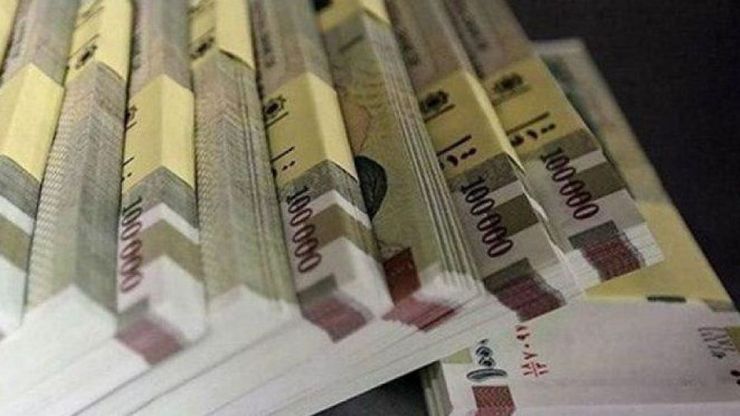  دولت در نظر دارد برای کارمندان، حقوق‌بگیران و مستمری بگیران افزایش پلکانی حقوق‌ها را در سال ۱۴۰۱ اعمال کند.