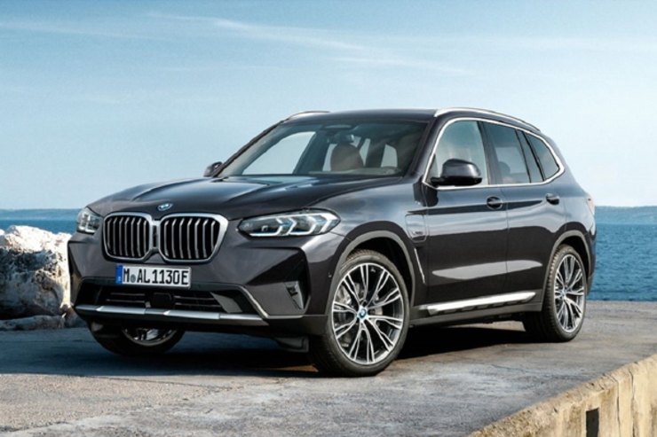 BMW فناوری‌های زیادی را در X ۳ گنجانده که باعث افزایش تقاضا در خرید آن شده است.