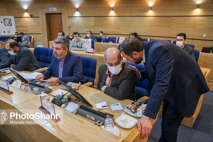 رئیس کمیسیون عمران، حمل‌ونقل و ترافیک شورای اسلامی شهر مشهد گفت: استفاده به‌موقع از تجهیزات ایمنی و نگهداری مناسب از آن‌ها موضوع مهمی است که در صورت یادگیری می‌تواند آسیب‌ها را در حوادث به حداقل برساند.