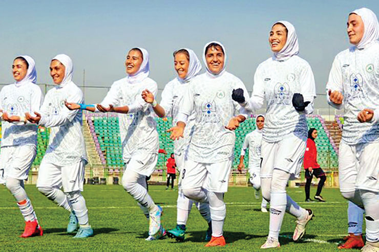 نمایندگان خراسانی در لیگ‌های فوتبال و فوتسال بانوان ناکام به شهرشان بازگشتند.