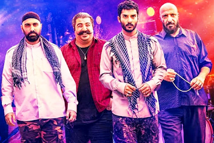 «گشت‌۳» یک اثر متوسط است که بیش از هر چیز نان هوشمندی عواملش را می‌خورد. تیم تولید این اثر با استفاده از برندی که ۱۰‌سال قبل خودش ساخته و البته آگاهی از نیاز‌های مخاطب ایرانی، توانسته نظر مردم را جلب کند. هرچند که ممکن است حاصل کار، چیزی فراتر از احیای گیشه سینمای ایران نباشد.