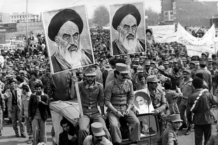 فراخوان دومین جایزه کتاب تاریخ انقلاب اسلامی با همکاری خانه کتاب و ادبیات ایران و پژوهشکده تاریخ معاصر منتشر شد.