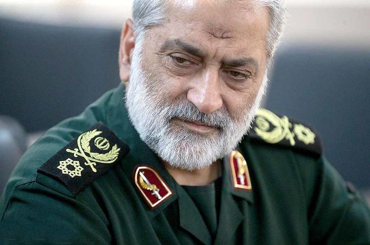 سخنگوی ارشد نیرو‌های مسلح تاکید کرد: به هیچ عنوان نمی‌شود با آمریکا کنار آمد. آن‌ها تصور می‌کنند که می‌شود با یک شیطان بزرگ مثل آمریکا کنار آمد، ولی او از راهبردش عقب‌نشینی نمی‌کند و به دنبال بردگی بندگان خداست.