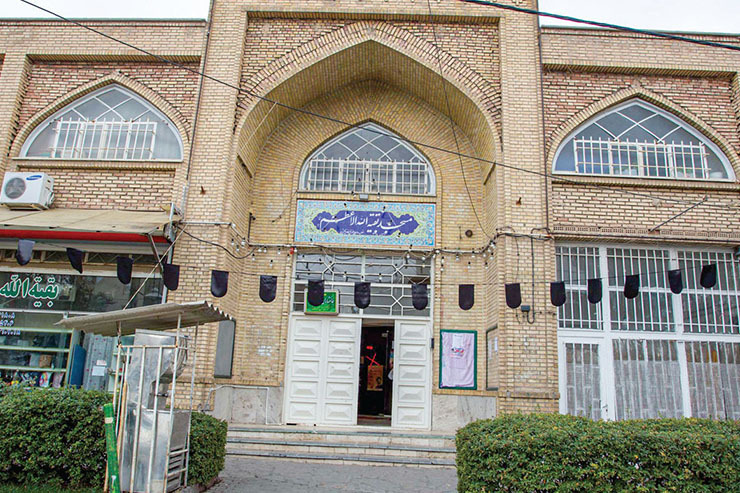 در قدیمی‌ترین مسجد محله کارمندان دوم، شورای حل اختلاف، گره‌گشای مردم شده است.
