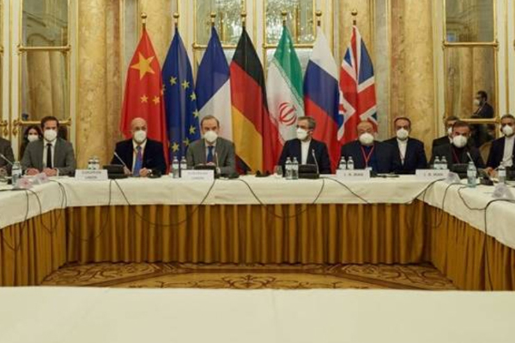 یک منبع ایرانی در گفت‌و‌گو با شبکه الجزیره، ضمن تأکید بر اینکه ایران توافق موقت در وین را نخواهد پذیرفت، گفت که ایران در صورت شکست مذاکرات، گزینه‌های دیگری در دست دارد و این موضوع را طرف‌های دیگر نیز می‌دانند.