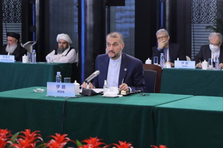 وزیر امور خارجه در نشست همسایگان افغانستان به اضافه طالبان، اندونزی و قطر در تونشی تصریح کرد: اینجا جمع نشده‌ایم که به جای مردم افغانستان تصمیم بگیریم، بلکه اینجا هستیم که به همه مردم افغانستان کمک کنیم تا آینده‌ای روشن و همراه با رفاه داشته باشند.