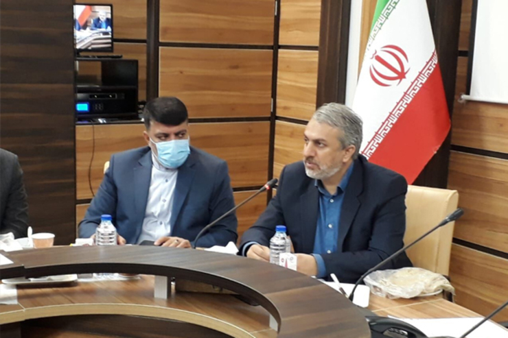 وزیر صنعت، معدن و تجارت گفت: هم اکنون کشور در بخش صنایع با کمبود برق روبه‌روست است که با هدف رفع این معضل، سرمایه‌گذاری ۱۲ هزار مگاوات برق در کشور آغاز شده است.