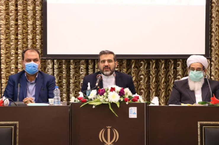 وزیر فرهنگ و ارشاد اسلامی گفت: تایباد یکی از قطب‌های آواهای محلی و بازی‌های آیینی است و همجواری این شهرستان خراسان رضوی با استان هرات افغانستان این موقعیت را فراهم کرده تا از اشتراکات فرهنگی و هنری این کشور در حوزه‌های هنری بهره‌مند شویم.