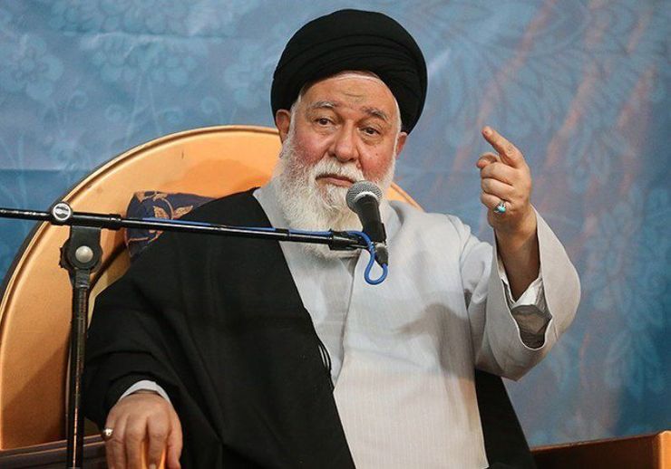 نماینده ولی فقیه در خراسان رضوی گفت: دولت مردمی باید خدا را در نظر بگیرد و برای خدا به مردم خدمت کند و این همان دولت مردمی است و خدا را شکر می‌کنیم که در این نظام از یک دولت مردمی برخوردار هستیم.