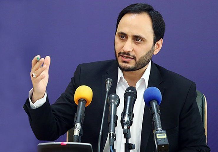 سخنگوی دولت از کاهش ساعت کاری دستگاه‌های اجرایی در ماه رمضان خبر داد.