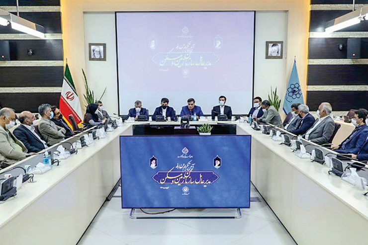 با انتصاب عباس یوسف‌زاده، مدیرعامل پیشین سازمان زمین و مسکن شهرداری مشهد به عنوان مدیرکل راه و شهرسازی خراسان‌رضوی، حمید شهرآبادی به عنوان سرپرست این سازمان در شهرداری منصوب شد.
