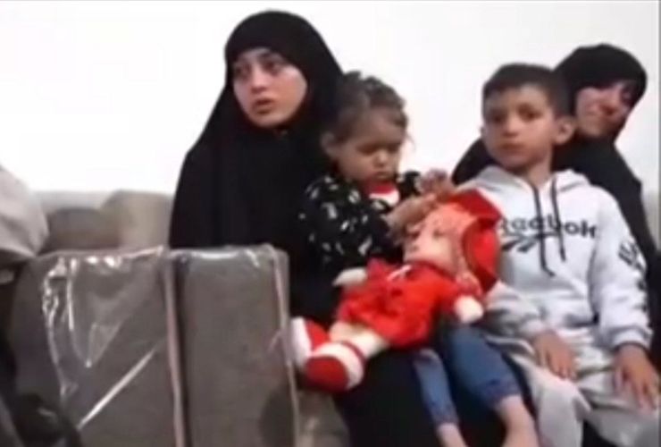 همسر شهید دارایی، دومین طلبه حادثه حرم رضوی گفت:پسرم را طوری تربیت می کنم تا راه پدرش را ادامه دهد.
