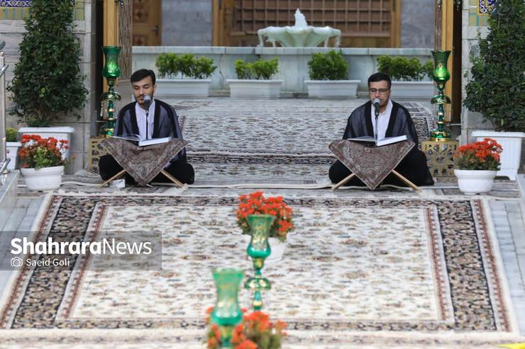 در گزارش پیش رو ضمن گفتگو با مهدی شیخ، از استعداد‌های جوان قرآنی مشهد با سابقه بیش از دو دهه قرائت، تدریس و فعالیت قرآنی در دانشگاه‌ها، مدارس و مساجد، مروری می‌کنیم بر عوامل زمینه‌ساز رشد جایگاه قرآنی مشهد با تأکید بر مؤلفه‌های علمی و دانشگاهی.