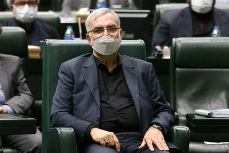 وزیر بهداشت، درمان و آموزش پزشکی گفت: امسال از نظر میزان ارز تخصیص داده شده برای دارو هیچ مشکلی نداریم و حدود ۳ میلیارد دلار به ما ارز تخصیص داده شده است.