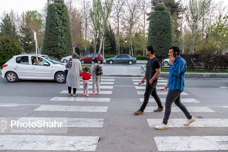  رییس کمیته رسانه و اطلاع رسانی کویید-۱۹ دانشگاه علوم پزشکی مشهد اظهار کرد: بر اساس آخرین اعلام وزارت بهداشت درمان و آموزش پزشکی، سه شهر کاشمر، کوهسرخ و نیشابور در استان خراسان رضوی در شرایط قرمز قرار گرفتند.