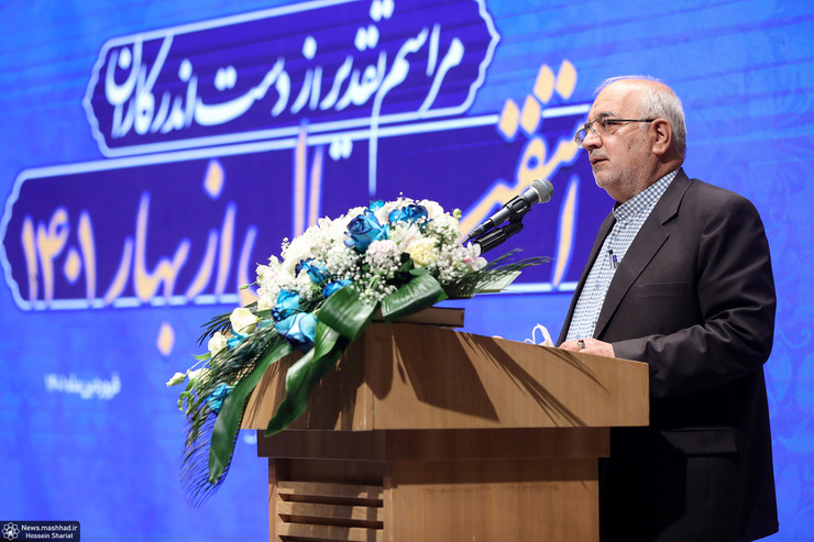 رئیس شورای اسلامی شهر مشهد ضمن اشاره به اقدامات استقبال از بهار ۱۴۰۱، گفت: برای معرفی شهر مشهد باید هزینه کنیم.