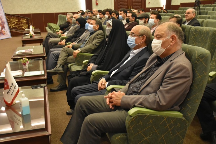 مدیرکل بهزیستی خراسان رضوی در دیدار با مدیران استارتاپ‌ها و خیران، از نقش حمایتی آنان برای جامعه هدف بهزیستی سخن گفت.