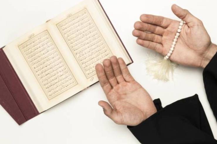 دعای نادعلی شامل دو دعای نادعلی صغیر و نادعلی کبیر می‌باشد که هرکدام دارای فضیلت زیادی است که دانستن این فضیلت‌ها شما را مجاب به خواندن می‌کند.