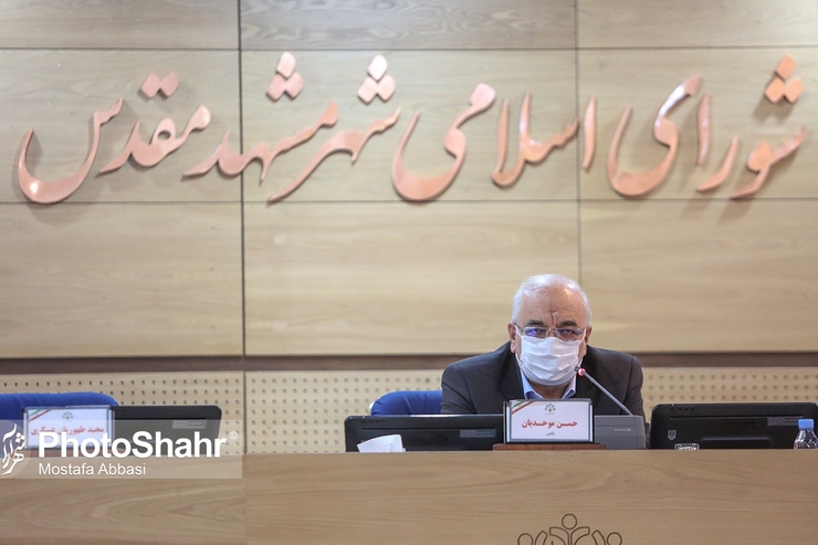 حسن موحدیان، رئیس شورای اسلامی شهر مشهد مقدس گفت: شورای اسلامی شهر مشهد توجه بسیار زیادی به گسترش فرهنگ دینی دارد و در همین راستا امسال کار‌های بسیار خوبی در پایانه مسافربری مشهد مقدس انجام گرفته است.