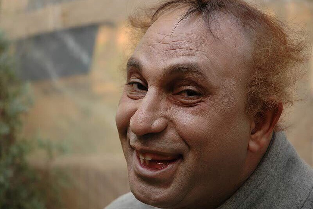 حمید فرخ نژاد بازیگر، نویسنده و کارگردان سینما و تلویزیون که چند روز قبل خبر مهاجرت و پناهندگی او منتشر شد، جزو بازیگران پر کار ۲ دهه اخیر سینمای ایران به شمار می‌رود؛ او در کارنامه هنری خود در بیش از ۴۰ فیلم سینمایی به عنوان بازیگر حضور داشته است.