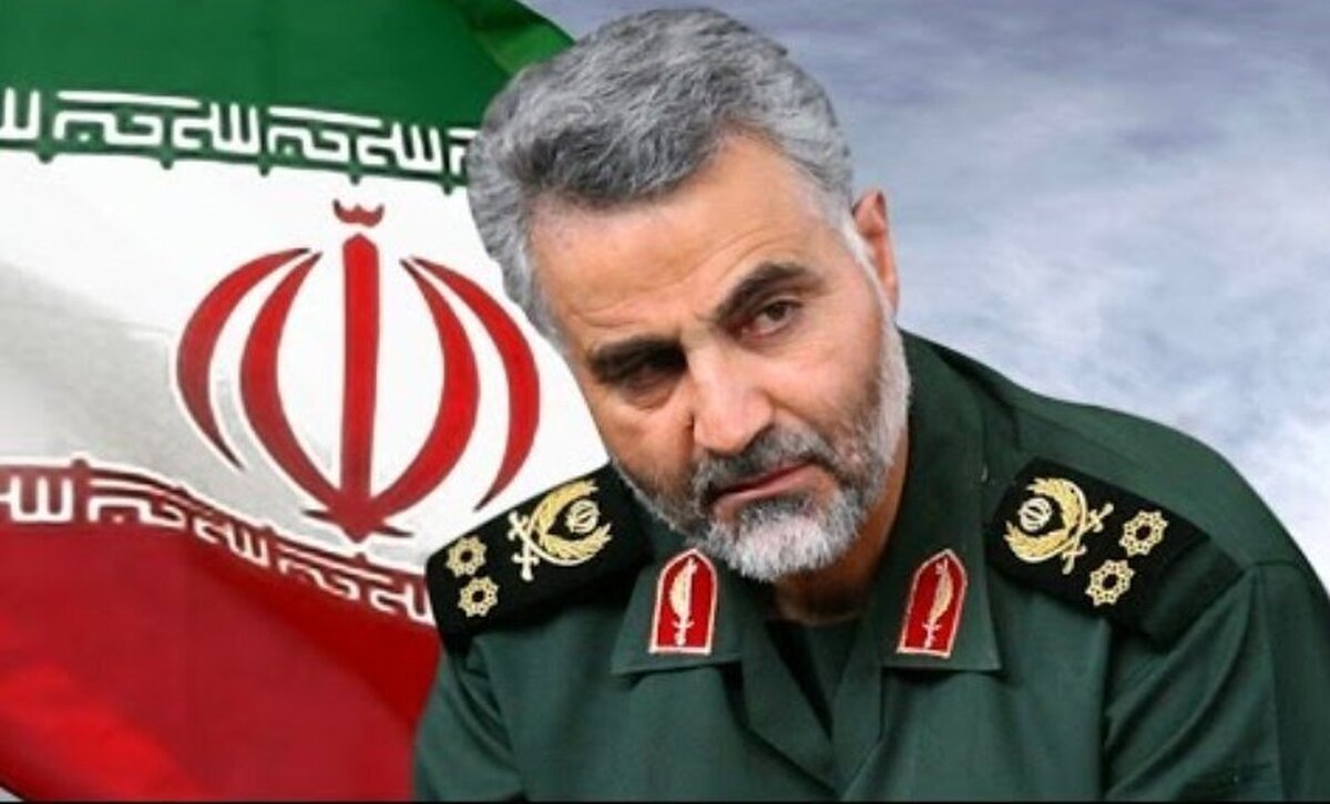 یکی از هم‌رزمان شهید سلیمانی بیان کرد: امروز مردم ستمدیده کشور‌های مختلف آرزوی مردی مانند قاسم سلیمانی را دارند، چرا‌که او از راه دل و اخلاق و با روش‌های مردم‌پسند با آنان ارتباط برقرار می‌کرد.
