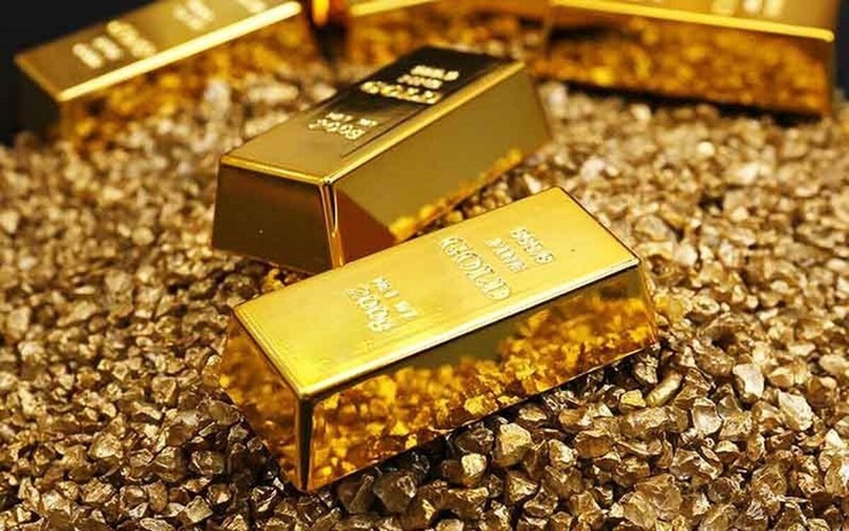 قیمت طلا امروز (سه‌شنبه) سوم ژانویه افزایش یافت و توجه بازار به صورت جلسه آخرین نشست سیاست‌گذاری فدرال رزرو آمریکا که قرار است در هفته جاری برگزار شود، معطوف شد.