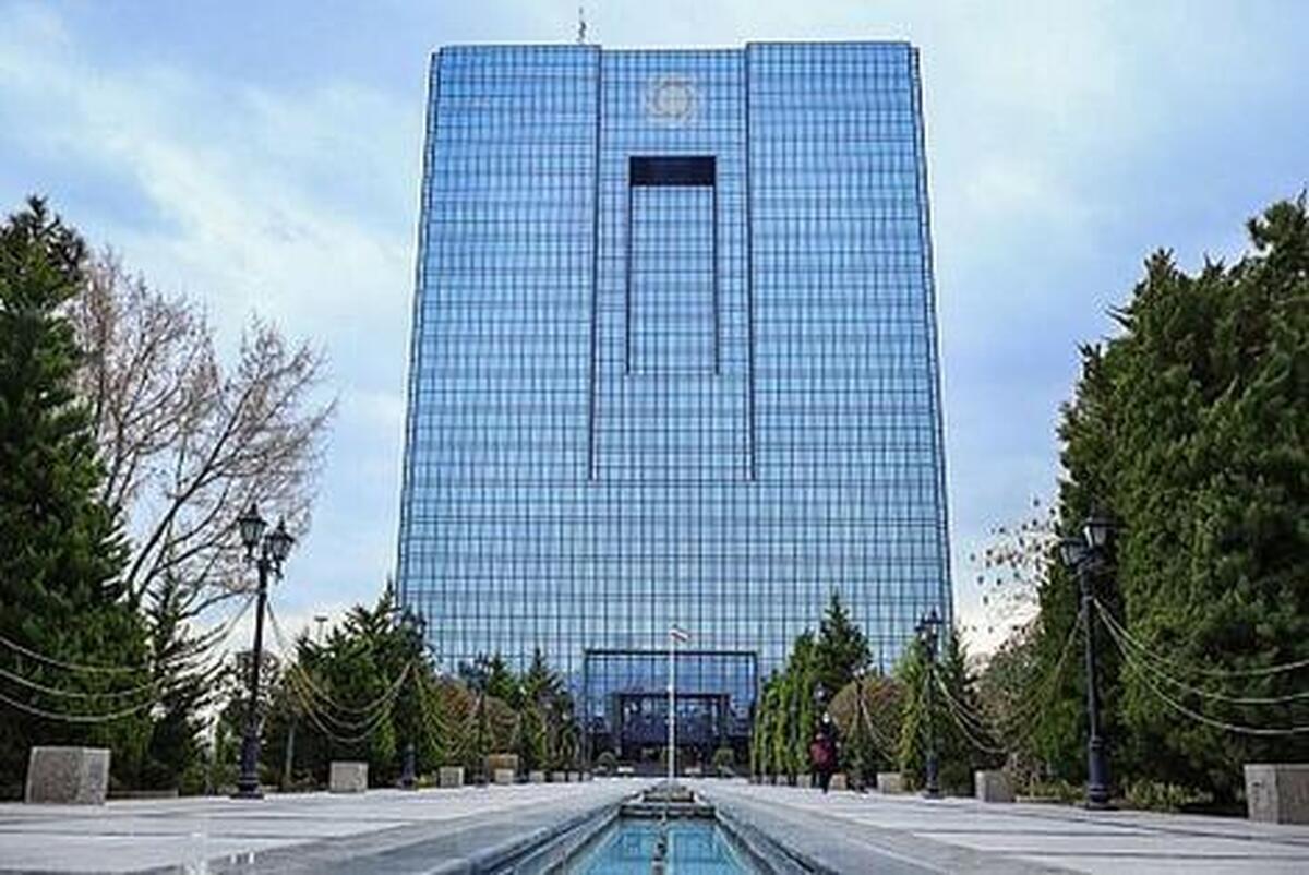 در هزار (۱۰۰۰) تومانی جدید، صفر‌ها کمرنگ شده و نشان از حذف صفر‌ها دارد.