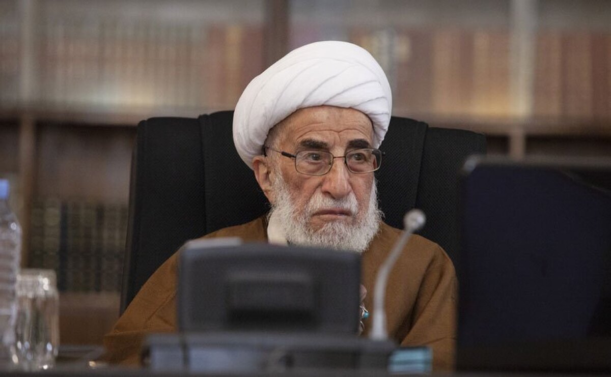 دبیر شورای نگهبان گفت: کسانی که در ترور شهید سلیمانی و همراهانش نقش داشته‌اند حتما تقاص این اقدام غیرانسانی خود را پس خواهند داد.