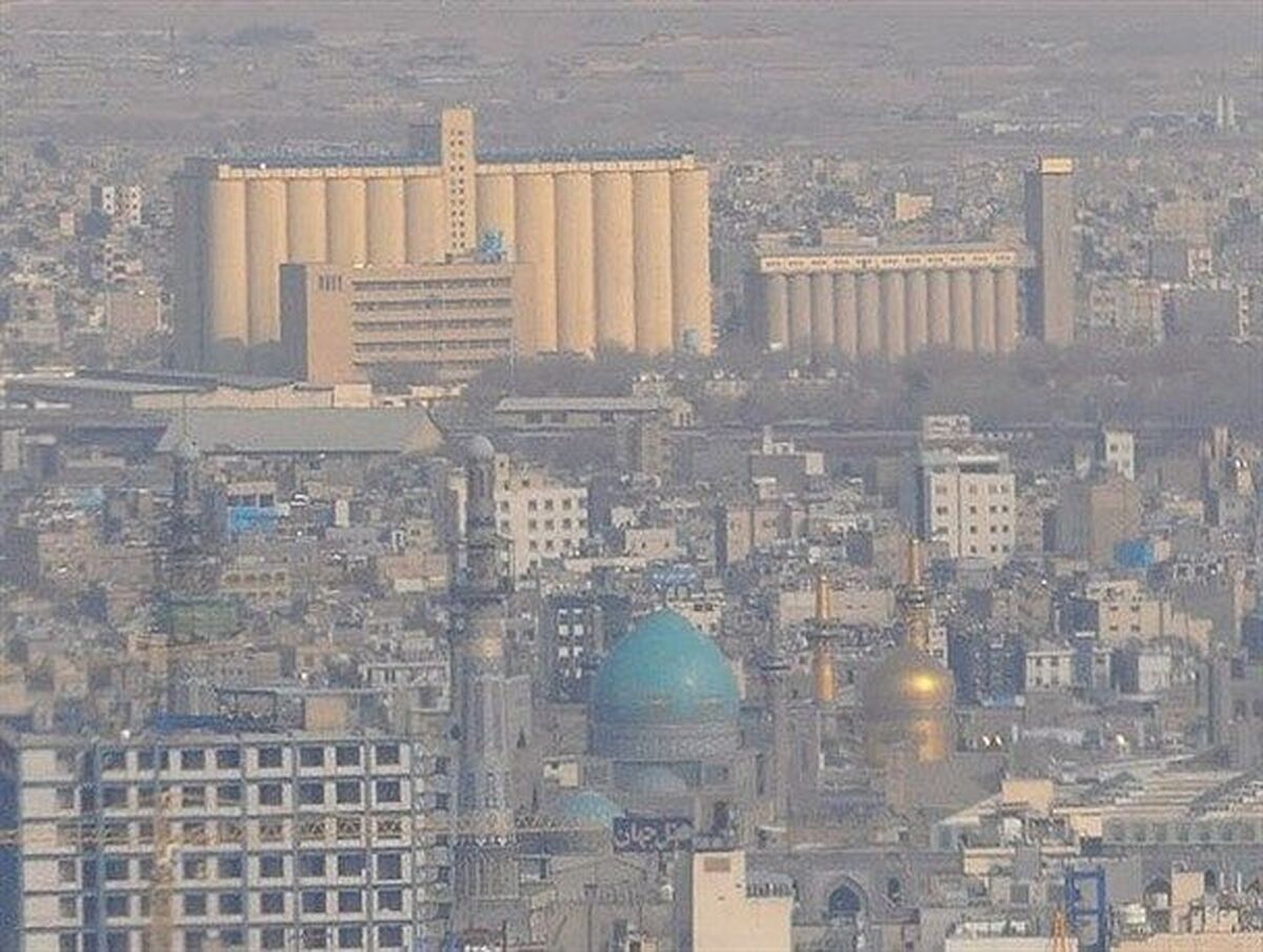 احمد وحیدی با اشاره به وضعیت آلودگی هوای کلان‌شهر‌ها گفت: دستگاه‌ها باید وظایف خود را به‌خوبی انجام دهند و با دستگاه‌هایی که کوتاهی کنند، برخورد خواهد شد.