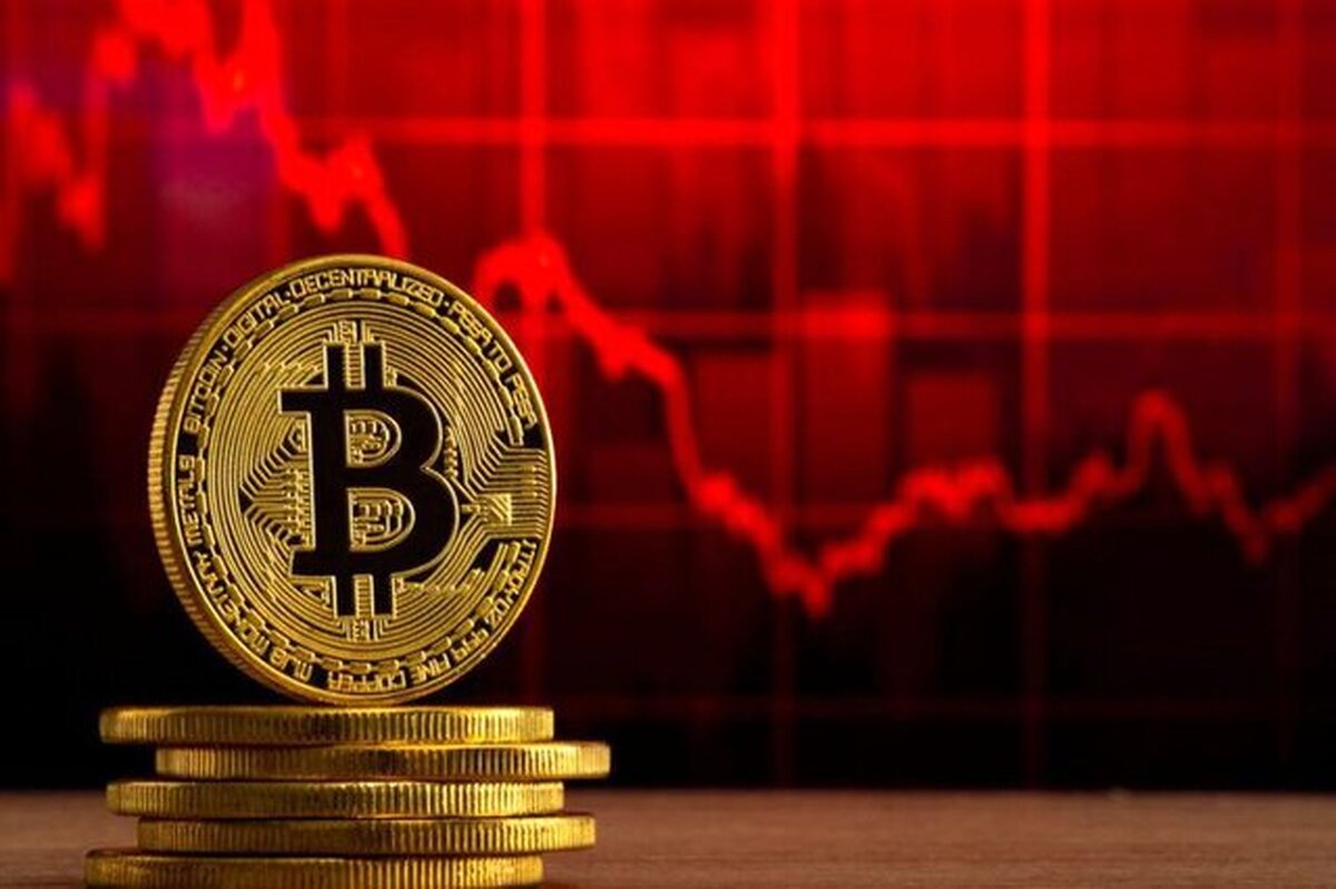 بر اساس داده‌های ارائه شده توسط جیمز باترفیل، رئیس تحقیقات کوین شیرز، نوسانات ۳۰ روزه بیت‌کوین به ۱۸.۷ درصد کاهش یافته بنابراین از نظر نوسان به کمترین حد خود رسیده است.