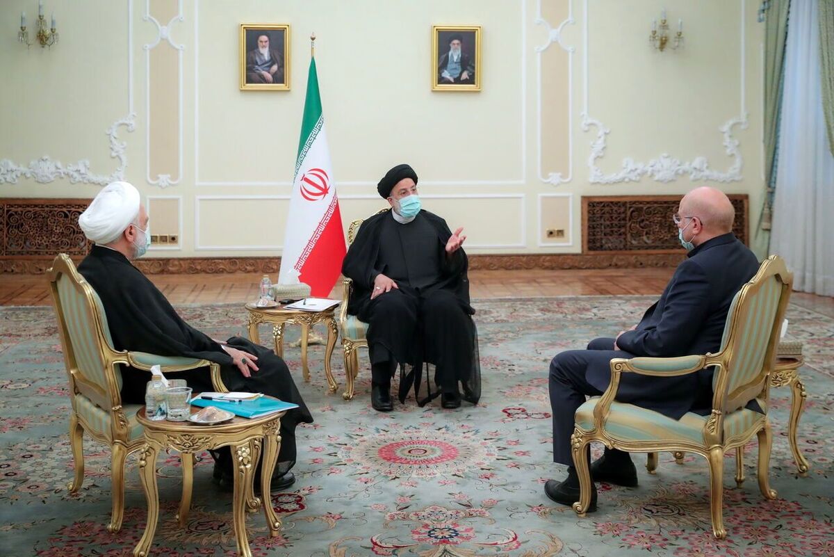 نشست مشترک سران قوا به میزبانی دفتر رئیس‌جمهور برگزار شد.