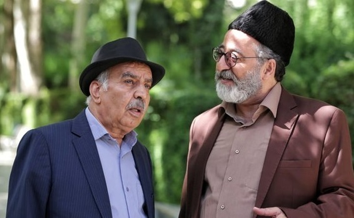 امیرحسین عنایتی تهیه کننده و کارگردان سریال جدید «طعم طمع» از پخش سریالش طی یک ماه آینده از یکی از شبکه‌های سراسری خبر داد.
