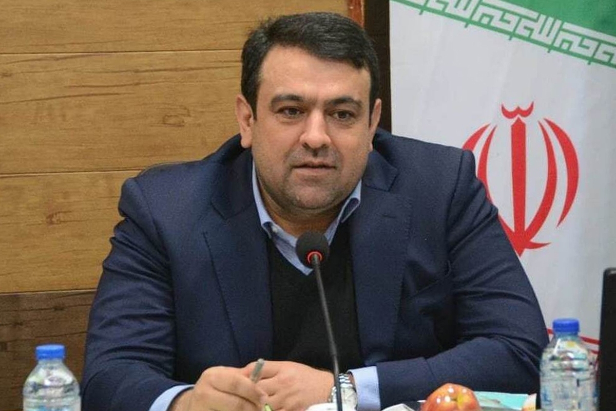 ابوالفضل نجارزاده با حکم وزیر امور اقتصادی و دارایی سرپرست بانک ملی ایران شد.