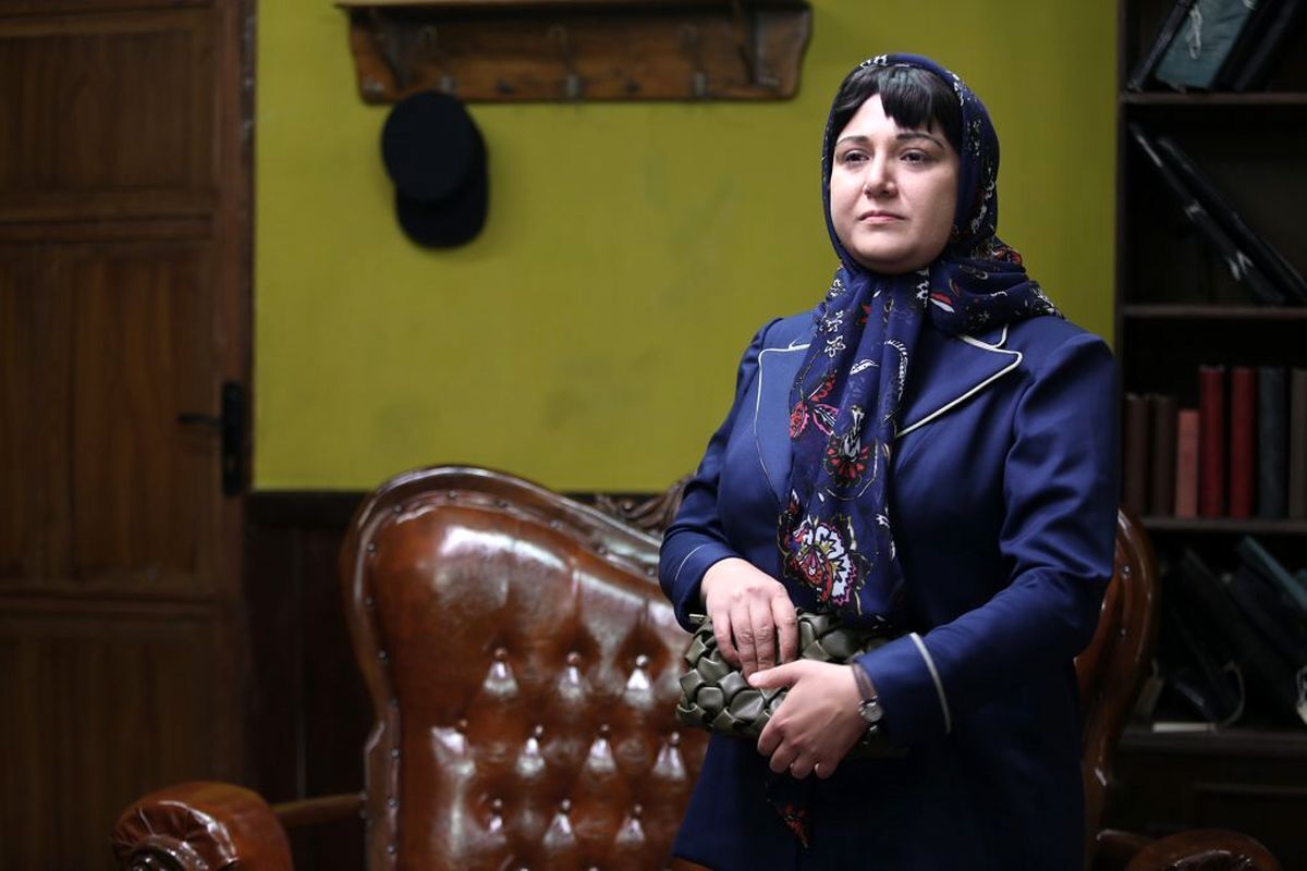 پخش سریال کمدی «شبکه مخفی زنان» که پیش از این هم با مشکل مواجه شده بود دوباره در هاله ای از ابهام قرار گرفته و معلوم نیست قسمت بیست و یکم این سریال چه زمانی پخش خواهد شد.